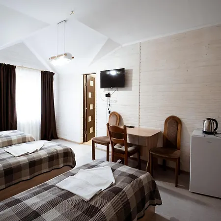 Hotel Duet *